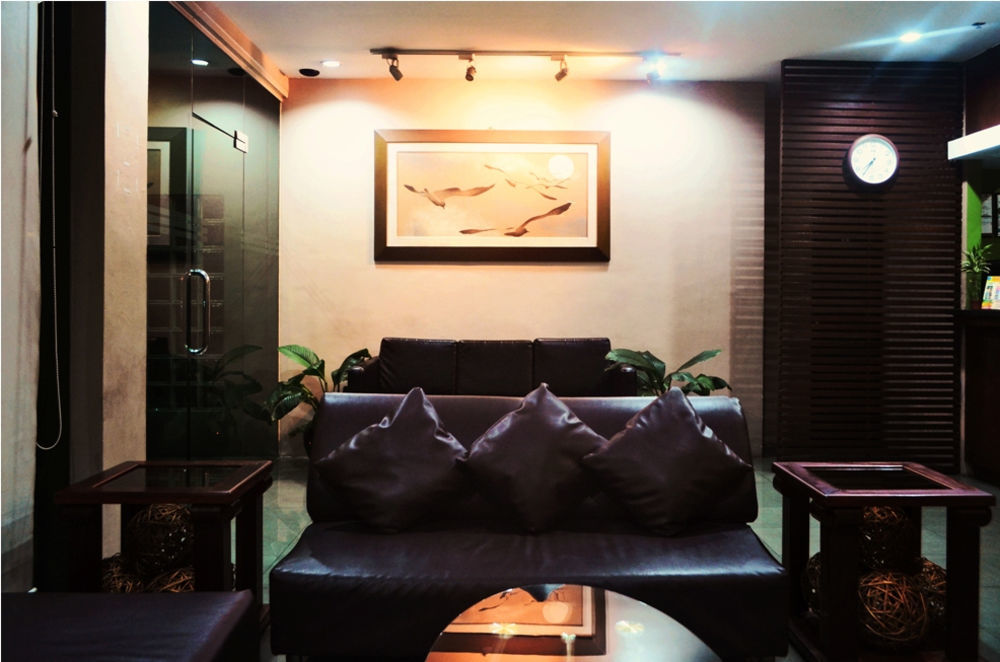 Vive Hotel Makati City Екстер'єр фото