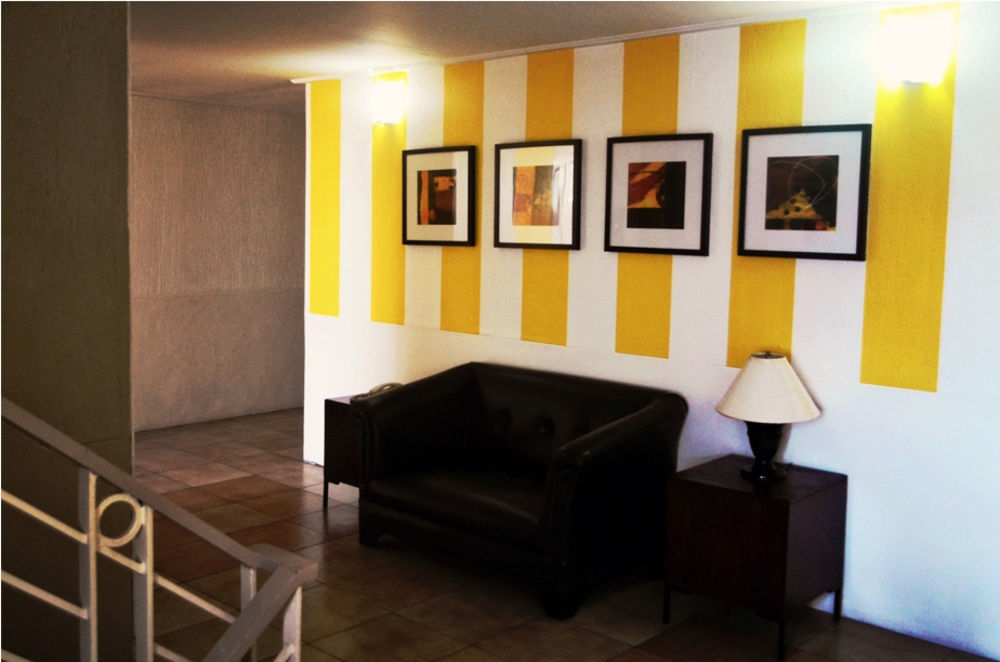 Vive Hotel Makati City Екстер'єр фото