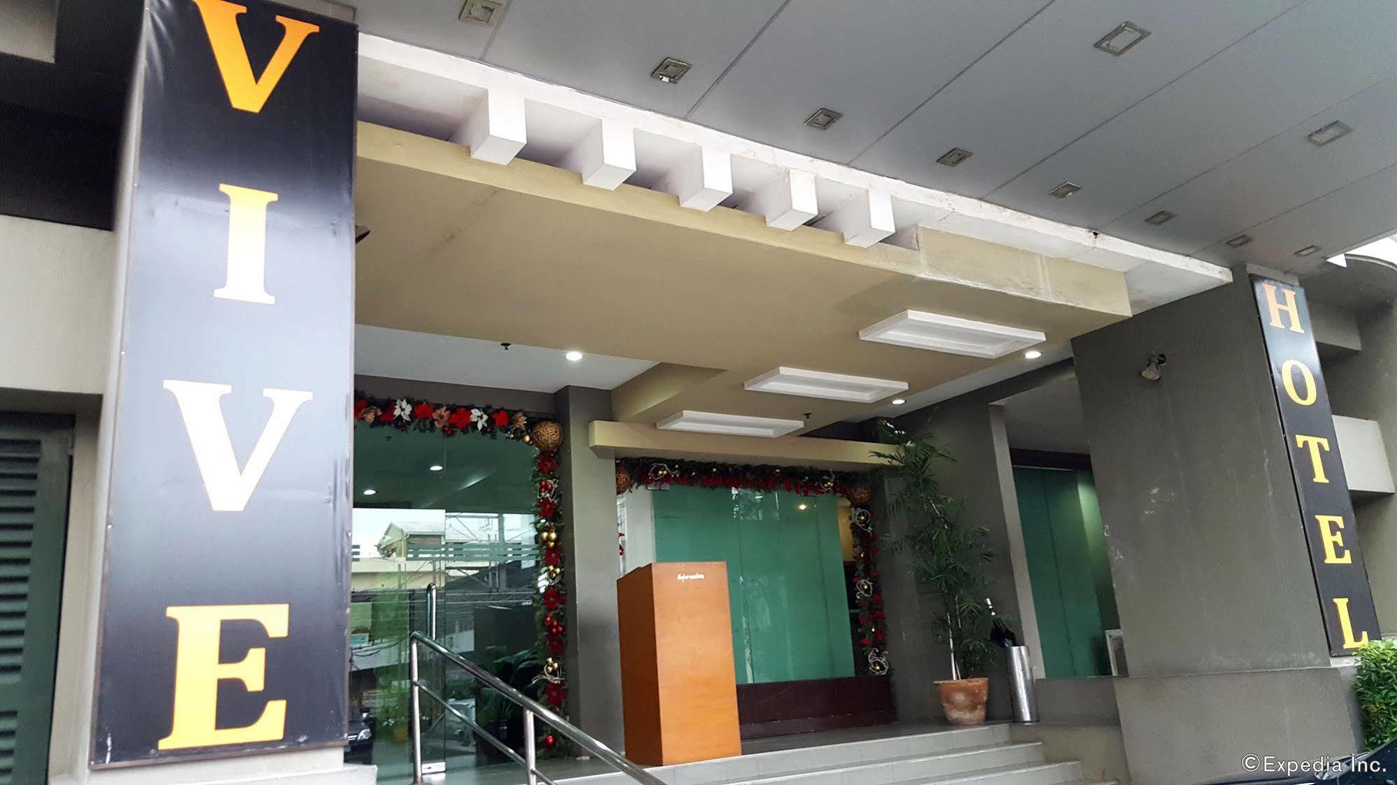 Vive Hotel Makati City Екстер'єр фото